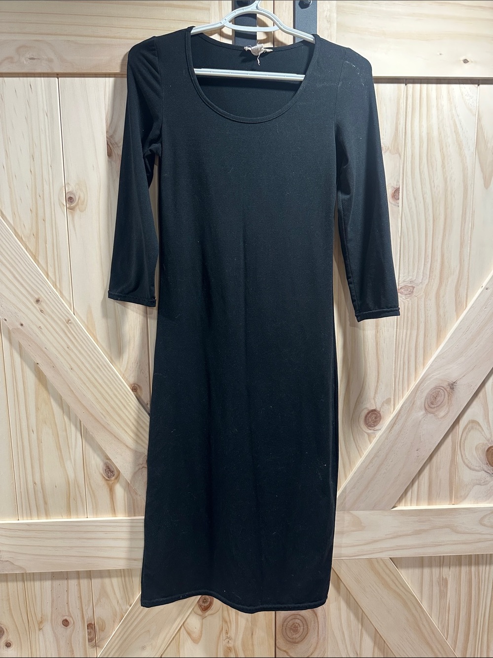 Essential Black Scoop Neck Midi Dress - Women